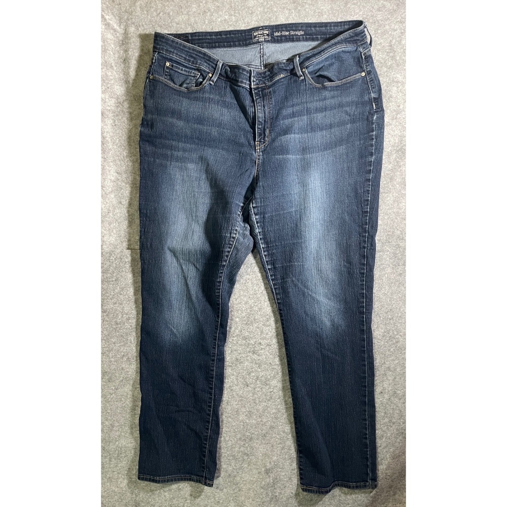 Signature by Levi Strauss Womens Mid-Rise Straight Jeans Dark Wash Denim 18M